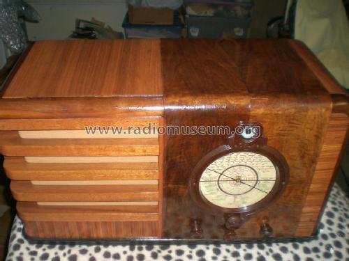 U475; Pilot Radio Ltd.; (ID = 2819411) Radio