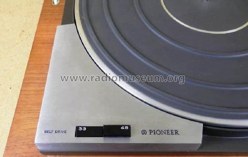 Professional Belt-Drive Stereo Turntable PL-41; Pioneer Corporation; (ID = 2385394) R-Player