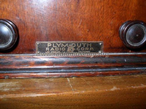 3; Plymouth Radio Corp. (ID = 1802923) Radio
