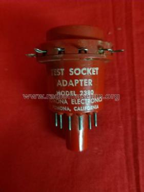 Test Socket Adapter 2380; Pomona Electronics (ID = 3102857) Equipment