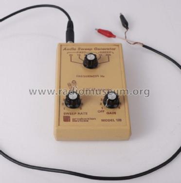 Audio Sweep Generator Lil' Hummer 125; Production Devices; (ID = 2896430) Equipment