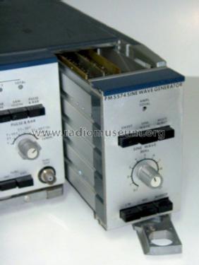 Sine Wave Generator PM 5574; PTV, Philips TV Test (ID = 1315883) Equipment