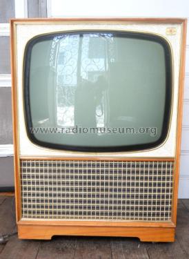 401AF Ch= T19-1A; Pye Industries Ltd (ID = 2672907) Television