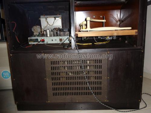 Radiogram P53; Pye Ireland Ltd.; (ID = 2309512) Radio