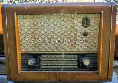 PZ101; Pye N.Z. Ltd.; Waihi (ID = 1957356) Radio