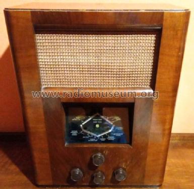 MP/40; Pye Ltd., Radio (ID = 2712730) Radio