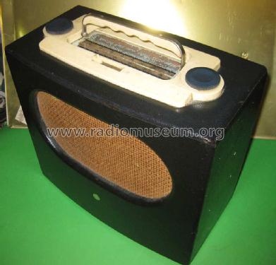 New Baby Q L75B; Pye Ltd., Radio (ID = 1505916) Radio