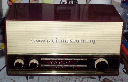 R33; Pye Ltd., Radio (ID = 1257373) Radio