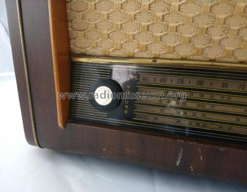 PZ101; Pye N.Z. Ltd.; Waihi (ID = 2813971) Radio