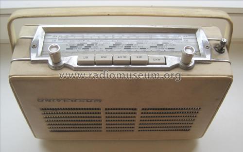 Universum 93939; QUELLE GmbH (ID = 2521255) Radio