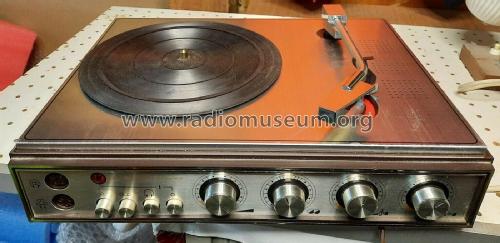 Universum Stereo-Phono-Heimanlage FV5517; QUELLE GmbH (ID = 2834759) R-Player