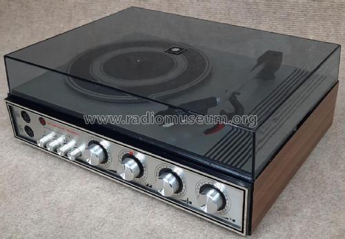 Universum Stereo-Phono-Heimanlage FV5549; QUELLE GmbH (ID = 3039932) R-Player