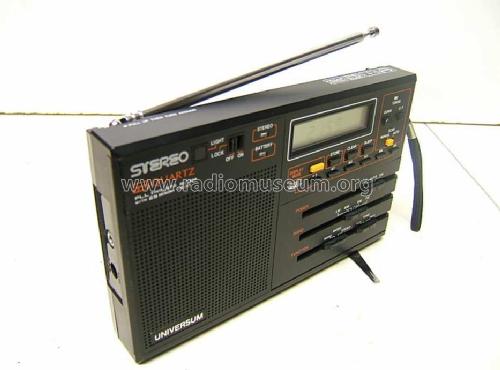 Universum TR3090; QUELLE GmbH (ID = 448396) Radio