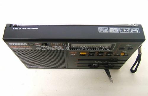 Universum TR3090; QUELLE GmbH (ID = 448397) Radio