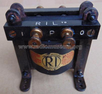 R.I. Transformers LF Low Frequency; Radio Instruments (ID = 2374402) Radio part