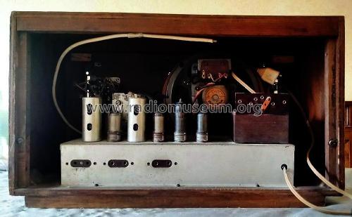 Douglas 53A ; Radio L.L. Lucien (ID = 2927900) Radio