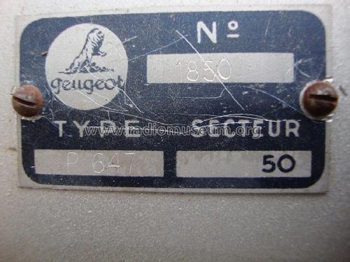 P 647; Radio-Peugeot; Saint (ID = 2243387) Radio