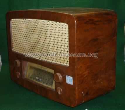 204; Radio Rentals; (ID = 2472028) Radio