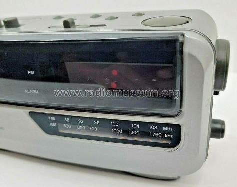 Optimus AM-FM Cassette Clock Radio CR-329 Cat.No. 12-1629; Radio Shack Tandy, (ID = 2910797) Radio