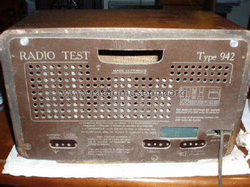 942; Radio Test; Paris (ID = 1226748) Radio