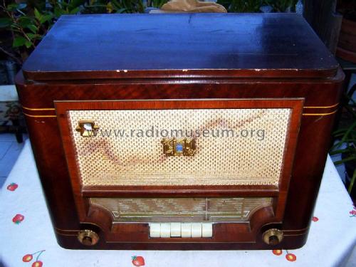 RA392 AM/FM; Radiola marque (ID = 3073237) Radio