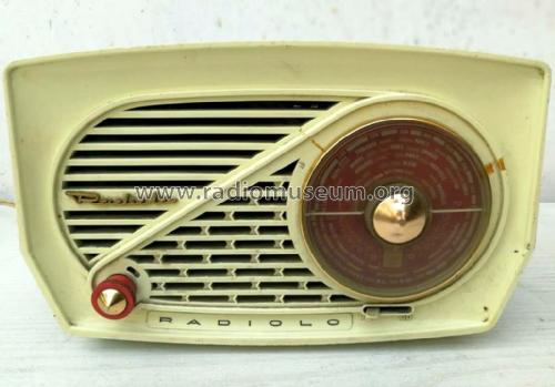 Radiolo RA127A; Radiola marque (ID = 2263354) Radio