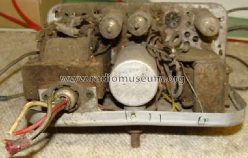 Panhard Dyna A2P ; Radiomatic, S.F.R.T. (ID = 1732962) Car Radio