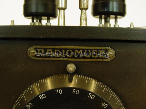 Poste à 4 lampes ; Radiomuse, A. Robert (ID = 2159612) Radio