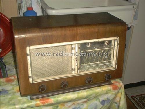 650; Radiosolo, Société (ID = 122220) Radio
