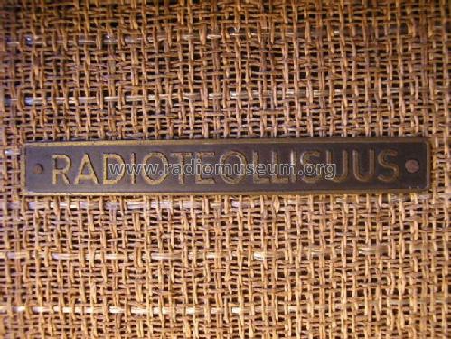 VE 4676; Radioteollisuus, (ID = 1665731) Radio