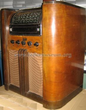 12Q4 Ch= RC-338; RCA RCA Victor Co. (ID = 1692297) Radio