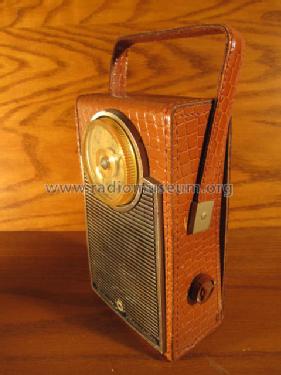 1-T-3 Ch= RC-1200A; RCA RCA Victor Co. (ID = 1407441) Radio