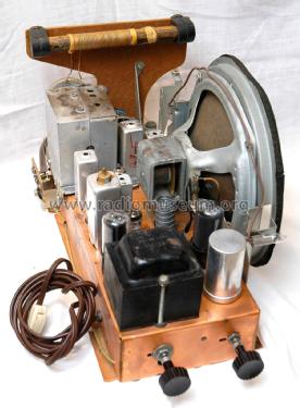 1R81 Ch= RC-1102A; RCA RCA Victor Co. (ID = 2516135) Radio