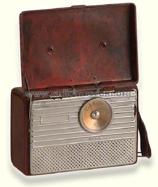 54B3 Handkis Ch= RC-589; RCA RCA Victor Co. (ID = 57422) Radio