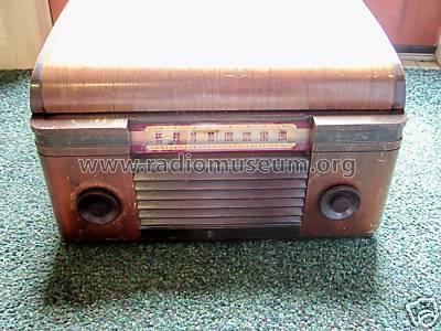 65AU RC1017A, RC1017B; RCA RCA Victor Co. (ID = 474737) Radio