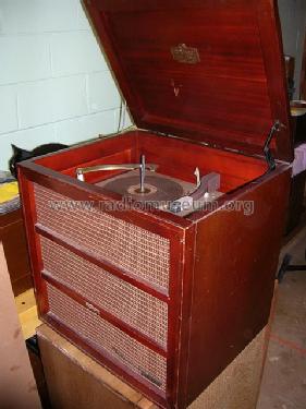 6-HF-4 Ch=RS-146C; RCA RCA Victor Co. (ID = 1387240) R-Player