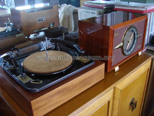 6-RF-9 The 'Livingston' Ch= RC-1129C; RCA RCA Victor Co. (ID = 3009059) Radio