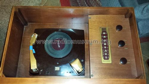 77V1 Ch= RC-615; RCA RCA Victor Co. (ID = 1817805) Radio