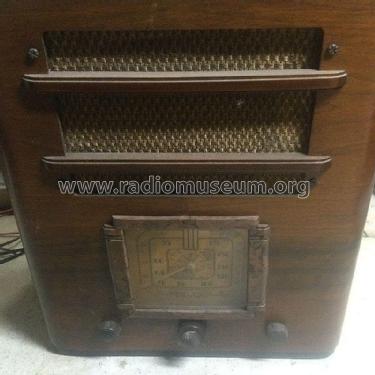 86BT ; RCA RCA Victor Co. (ID = 2688414) Radio