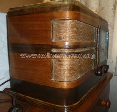 87X ; RCA RCA Victor Co. (ID = 2509460) Radio