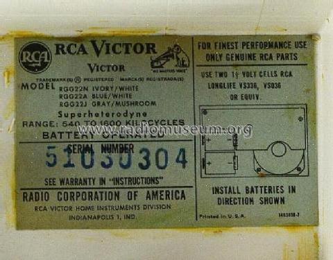 8 Transistor RGG-22J Gray/Mushroom; RCA RCA Victor Co. (ID = 2956717) Radio