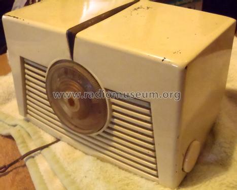 8X542 Ch= RC-1065A; RCA RCA Victor Co. (ID = 1916996) Radio