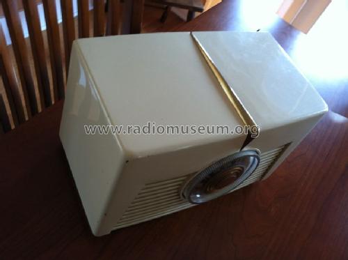 8X542 Ch= RC-1065K; RCA RCA Victor Co. (ID = 1408634) Radio