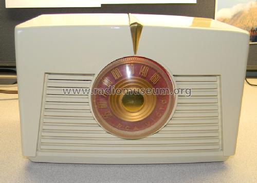 8X547 Ch= RC-1065L; RCA RCA Victor Co. (ID = 1215218) Radio