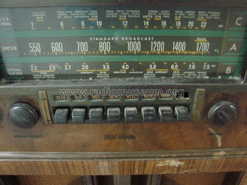 K80 Ch= RC-415A; RCA RCA Victor Co. (ID = 1420336) Radio