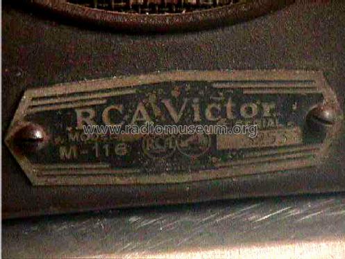 M116 ; RCA RCA Victor Co. (ID = 1215897) Car Radio