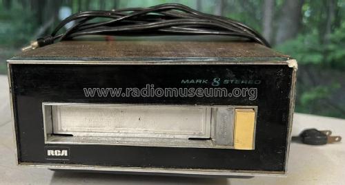 Mark 8 Stereo MZC-587W ; RCA RCA Victor Co. (ID = 2971412) R-Player