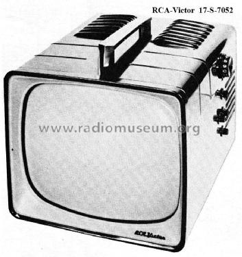 Portable Television 14-S-7052 Ch= KCS102B; RCA RCA Victor Co. (ID = 1873535) Television