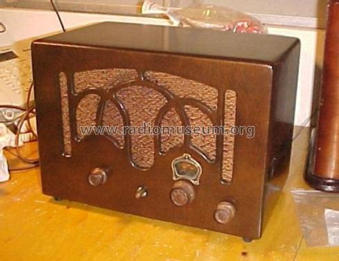 R-28 Carryette Ch= R-28-P; RCA RCA Victor Co. (ID = 655037) Radio