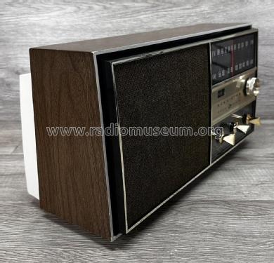 RHC-29W Ch= RC-1220A; RCA RCA Victor Co. (ID = 2956596) Radio